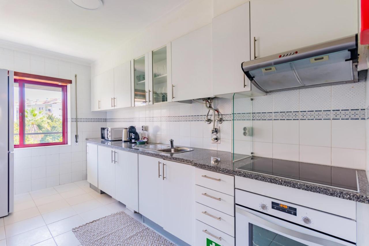 Mira-Ria - Apartamento Em Bairro Calmo E Central أفيرو المظهر الخارجي الصورة