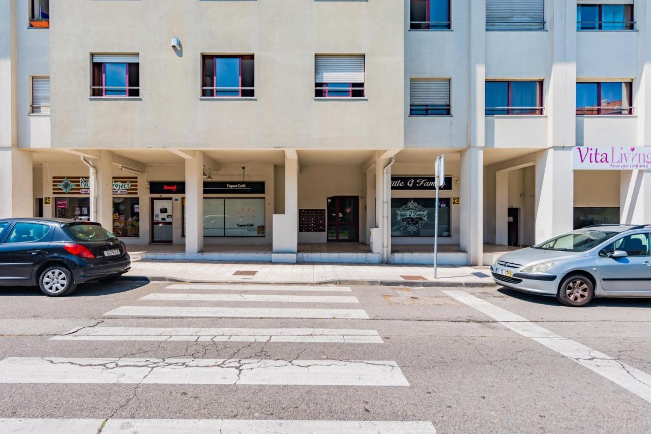 Mira-Ria - Apartamento Em Bairro Calmo E Central أفيرو المظهر الخارجي الصورة