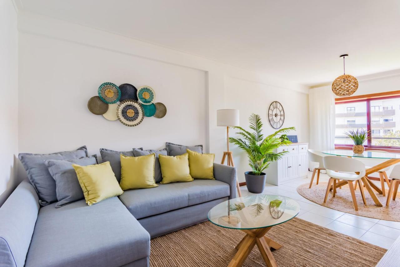 Mira-Ria - Apartamento Em Bairro Calmo E Central أفيرو المظهر الخارجي الصورة