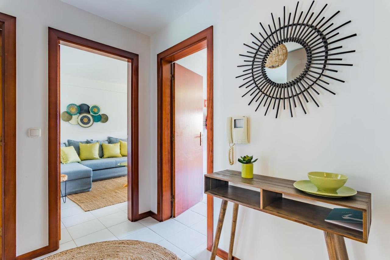 Mira-Ria - Apartamento Em Bairro Calmo E Central أفيرو المظهر الخارجي الصورة